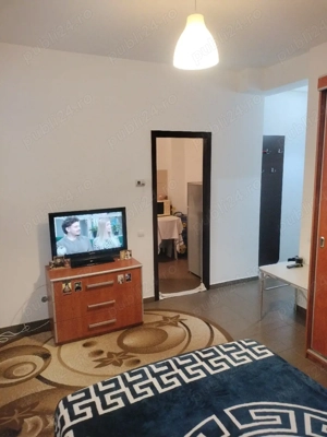 propietar vand garsoniera sector 5