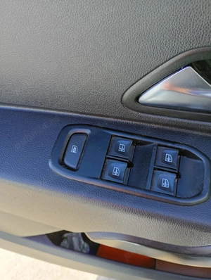 Vând Dacia Duster 2018 - imagine 3