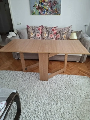 Masă pliabilă din lemn 