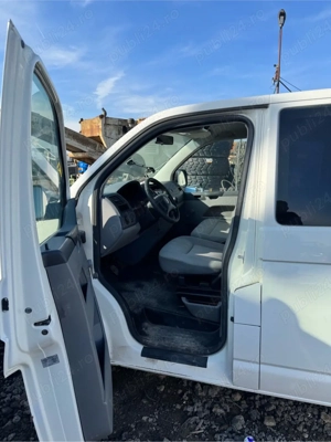 Volkswagen Transporter 9 locuri - imagine 2
