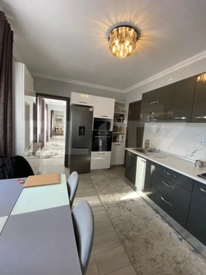 BLITZ propune spre vânzare apartament cu 3 camere, situat în zona centrală  - imagine 10