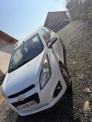 Chevrolet Spark 1.0 Benzină - 2013 - imagine 4