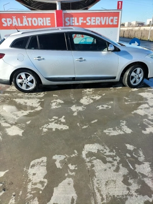 Vând Renault Megane Euro 5 - imagine 4