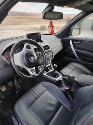 Vând bmw x3 e83 motor 2.0 dizel 150 cp anul 2006 cu distribuția în față 4x4  - imagine 2