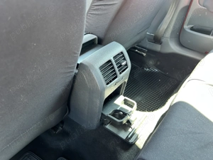 Volkswagen Golf V   1.4 MPI   2009   Climatronic   188.319 km  - imagine 9