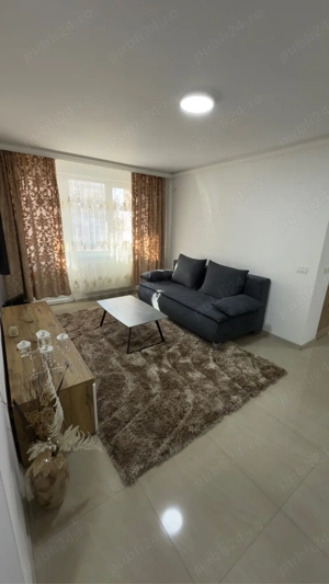 Proprietar inchiriez apartament 2 camere