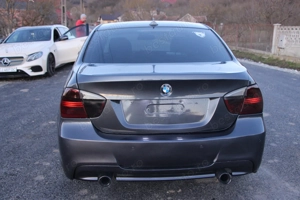 Bmw 320d Automat ** Evacuare **, Interior Sport  Piele  Xenon  Navi - imagine 9