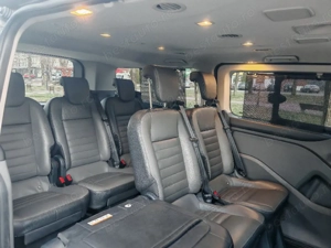 Ford Tourneo Custom 2.0 tdci 170 cai ,8+1 locuri , model 2019 extra lung. - imagine 5