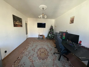 Apartament 3 camere decomandat piata centrala - imagine 9