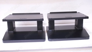 Standuri suporti stative boxe.