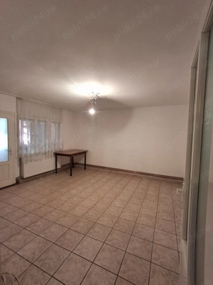 Proprietar vand apartament spatios, 77 mp utili, 3 camere, decomandat, 2 bai, centrala proprie! - imagine 5