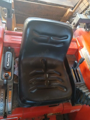 tractor japonez Kubota GL 220 (22CP)