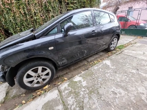 Seat Leon 2 avariat - imagine 2
