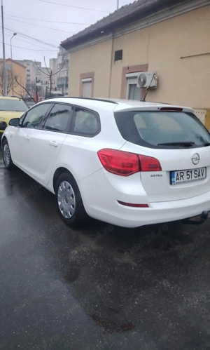 Vând Opel astra j - imagine 4