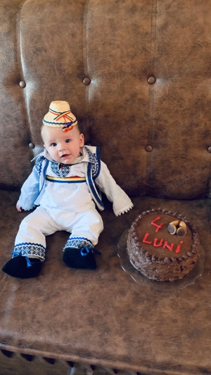 Vând apartament 2 camere zona Vlaicu 