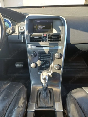 Vând Volvo XC60 D4 Rdesign - imagine 5