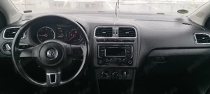 Vând Volkswagen Polo 