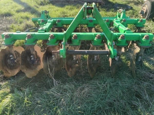 Vand grapa cu discuri Veles Agro