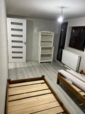 Casă 4 camere + Panouri fotovoltaice  garaj foișor cart. Galați,  loc. Făgăraș  gata de mutare - imagine 5