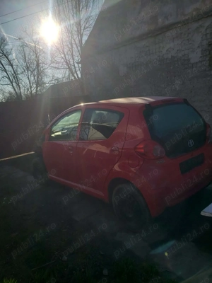 Dezmembrez Toyota Aygo - imagine 2