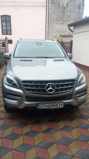 Mercedes ML 250 4 Motric, înmatriculat aprilie 2014, stare perfectă