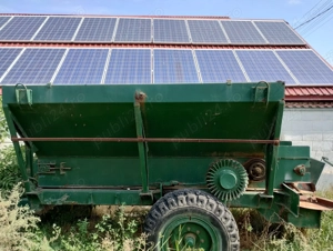 M.A. 6 - Maşină de împrăştiat îngrăşăminte - imagine 2