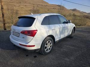 Vand auto Q5,fabr.2017,diesel automata,intretinuta,stare impecabila,carte service.Preț 10150   neg. - imagine 4