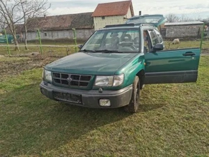 Auto Subaru Forester