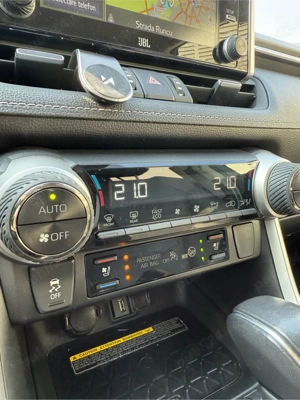 Toyota Rav4 - Luxury, 4x2, scaune Incalzite+Ventilate - imagine 9