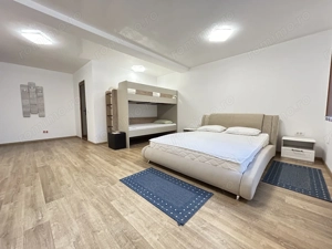 Pensiune Casa Eva Statiunea 2 Mai - 12 camere - teren 600 mp - imagine 2