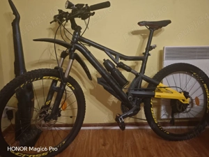 B'Twin Rockrider 700s