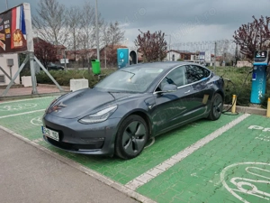 Vand Tesla Model 3 Long Range - imagine 2