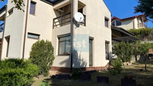 COMISION 0%! Vilă spațioasă și elegantă cu 4 dormitoare în Bucium  - imagine 2