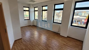 Birou 5 camere, 135mp, Satu Mare
 - imagine 3