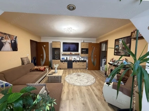 Calea Buziasului | 3 Camere | Etaj 1 | Centrala proprie | - imagine 2