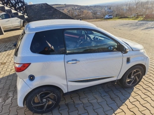 Aixam e city electric - imagine 2