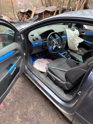 vand opel astra g gtc 1.6 benzina 116 cai fara radiatie si pompa de apa  - imagine 4