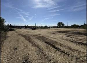 Inchiriez teren intravilan Oradea, episcopia cu 2 fronturi strada Matei Corvin  - imagine 3