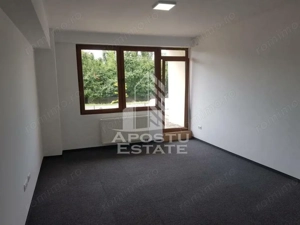 Apartament la parter,62 mp + terasa 133 mp, 2 locuri parcare, Aradului