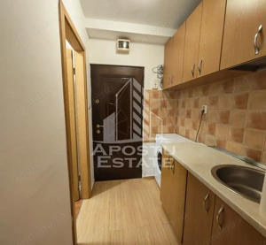 Garsoniera de inchiriat, bloc de apartamente, Torontalului, Timisoara - imagine 3