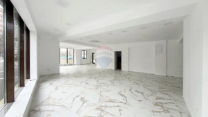 Spațiu comercial 200mp | 2025 | ROI 10% | Vitrina 9ml | 13 Septembrie