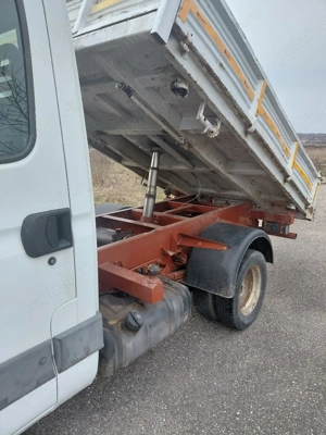 Vând Iveco 50c13 detarat la 3.5t