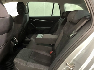 Skoda Octavia - imagine 12