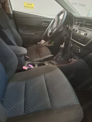 vând Toyota Auris  - imagine 7