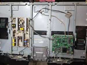 Dezmembrez tv LG 42lg3000
