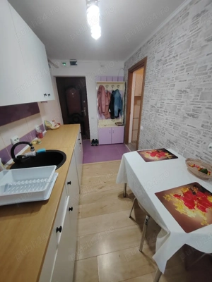 De închiriat apartament 2 camere - imagine 3