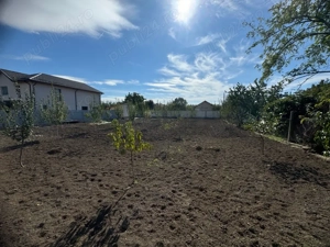 vand teren intravilan - imagine 3