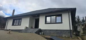    Casa luxoasa construita in 2025 | Zona Str. Ghinzii