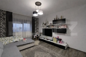 Apartament 2 Camere si Mansarda , Hlincea , 53mp