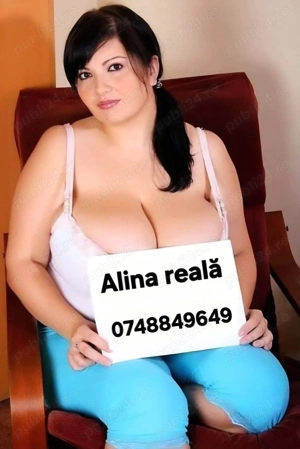 Doamna deosebita la mine sau web.Dominari soft-hard!